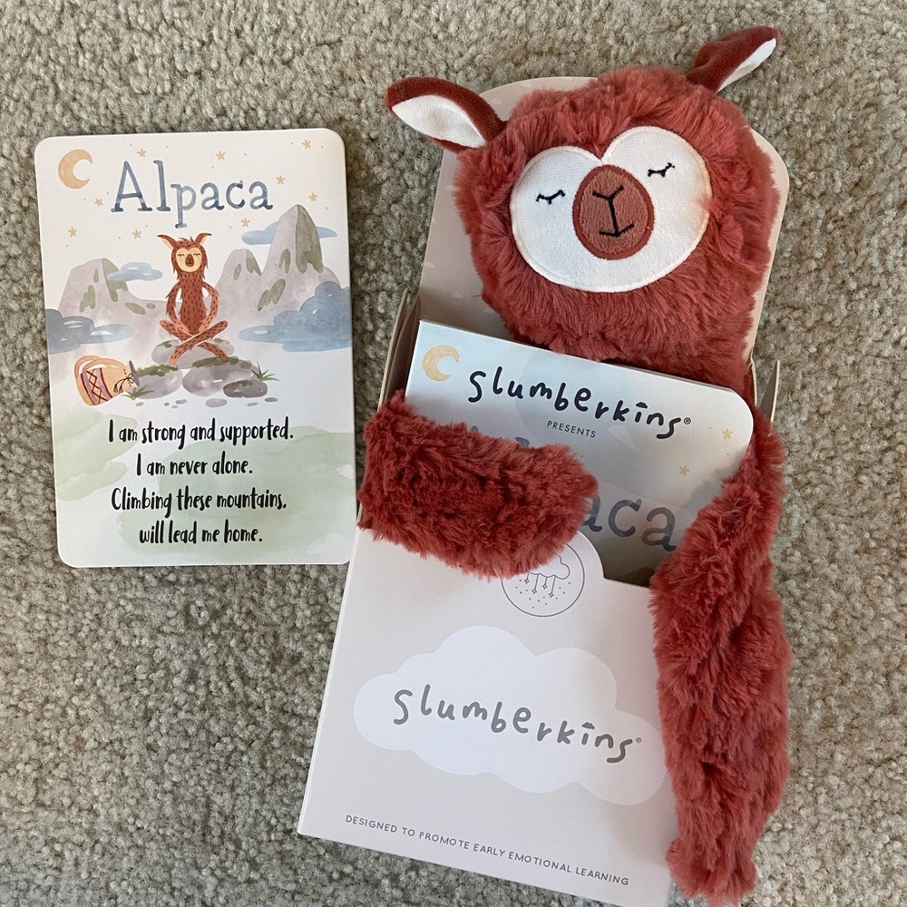 NWT Slumberkins Alpaca Snuggler with two Books and one Affirmation Card 💕